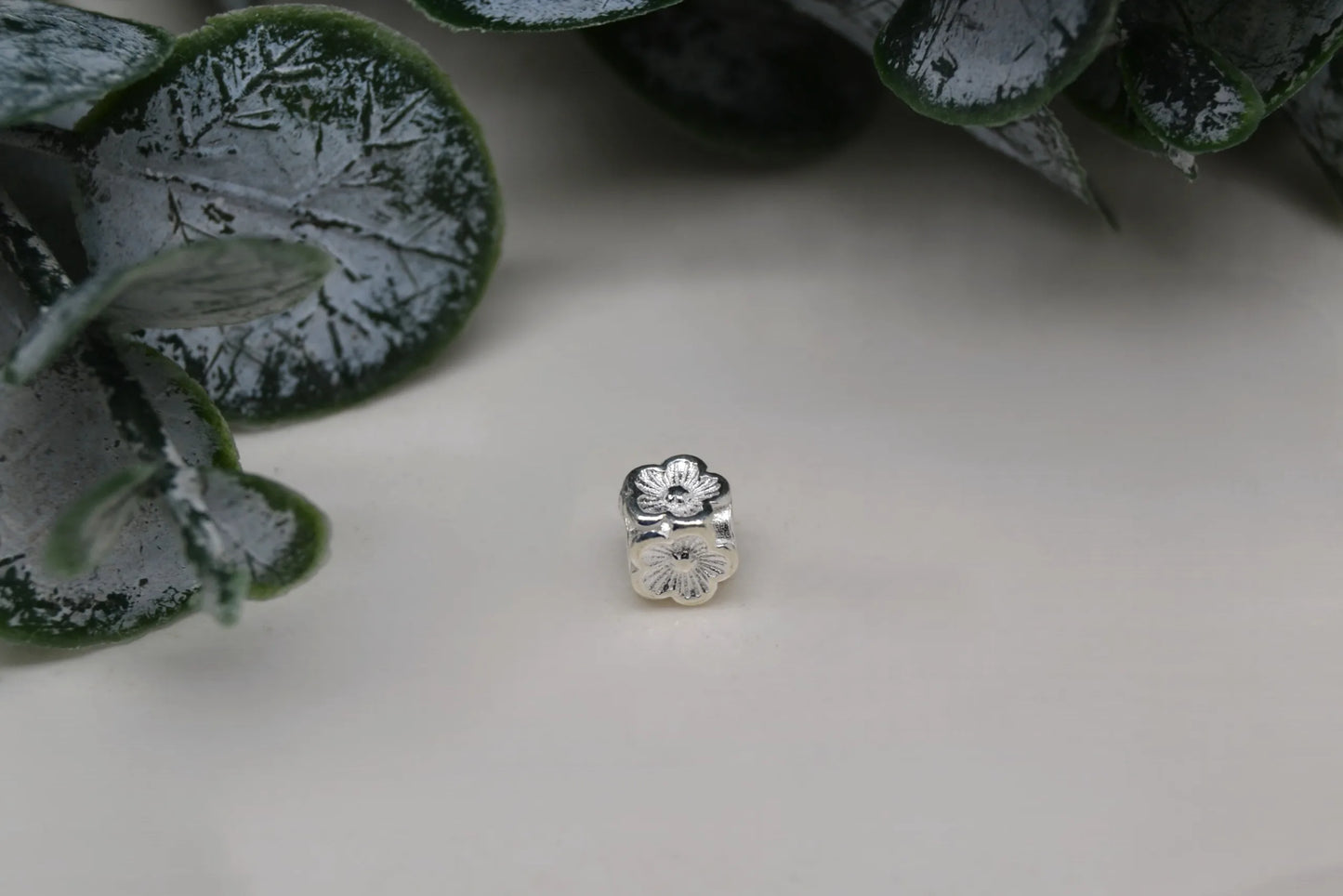 Slide-Through Square Flower