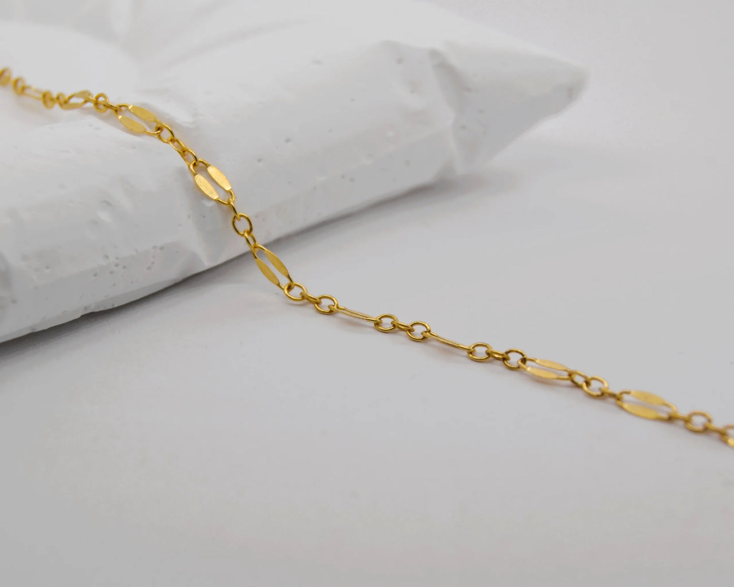 Fancy Lip Chain Gold Filled