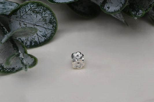 Slide-Through Square Flower