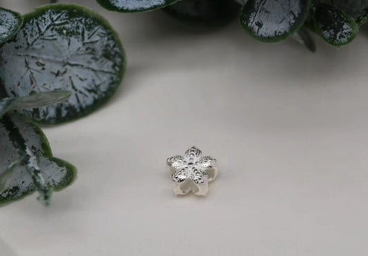Slide-Through Star Flower