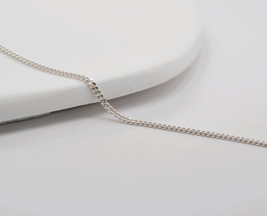 Thin Silver Cubin Chain