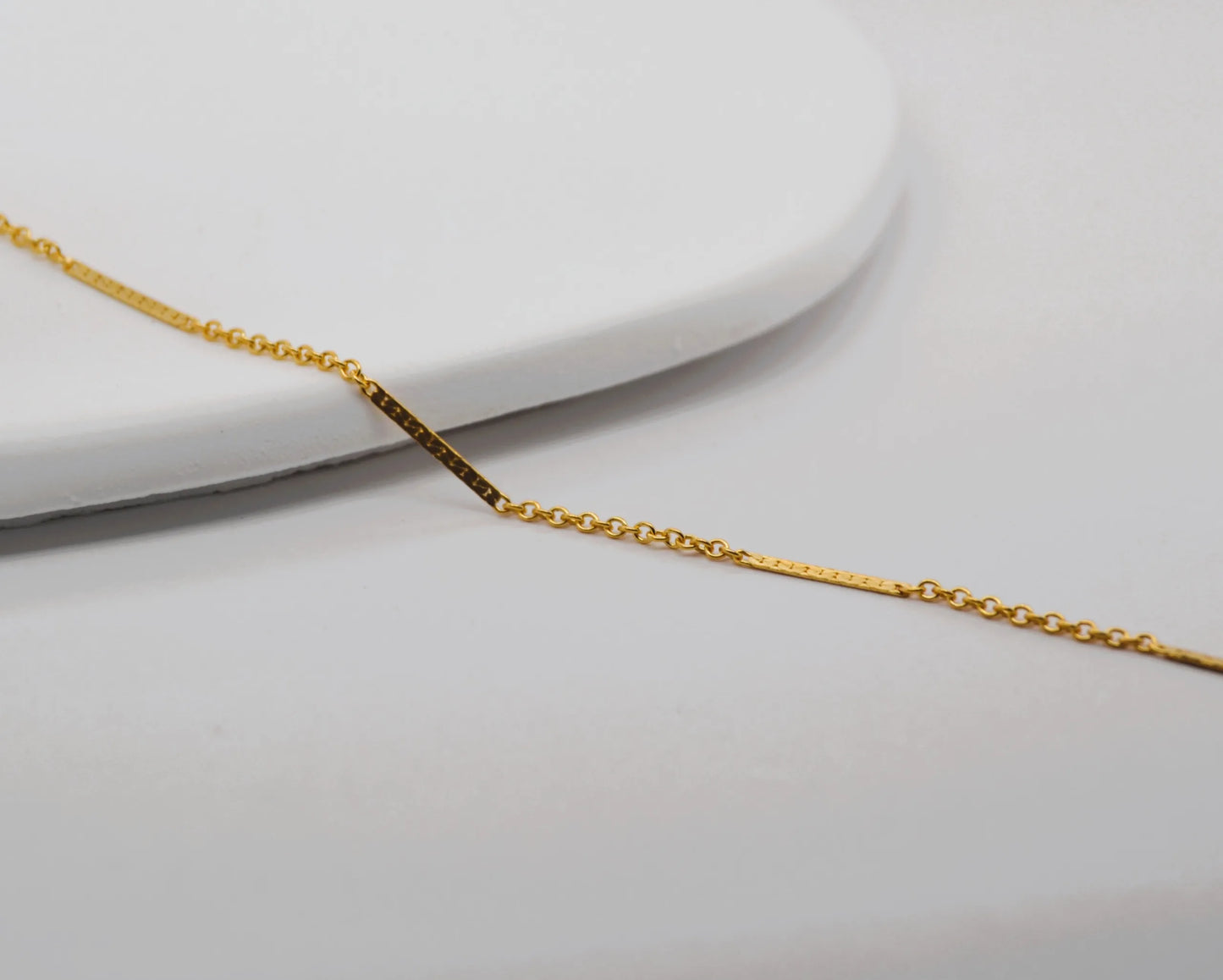 Cable Chain With Bar Gold Filled